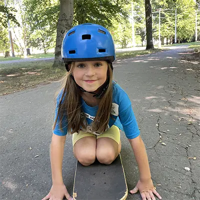 Instruktor dohlíží na děti